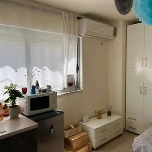brilant-studio-apartment.albaniahotels.org/
